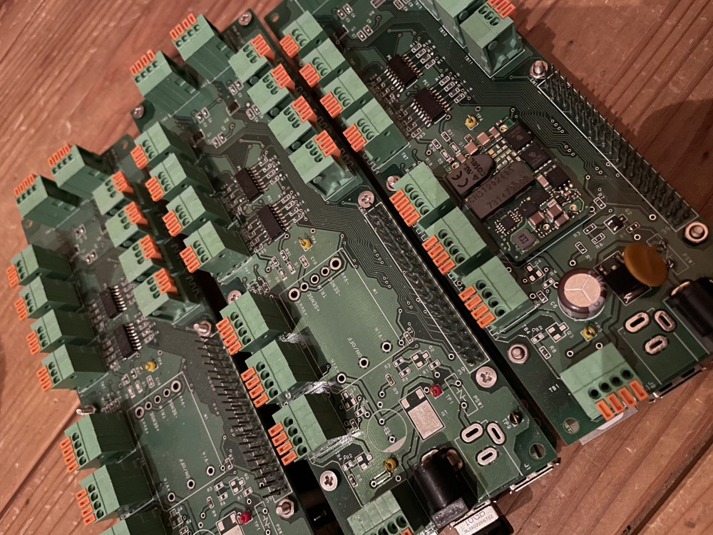 BD7D386B-3B55-4A9D-A5CE-8A102EEC999D