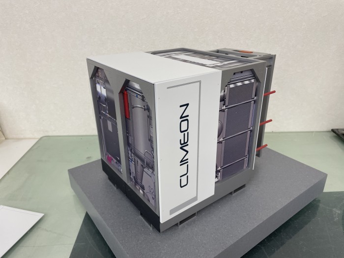 EF4940CD-83F0-433B-BB14-DCFD1944A6D4