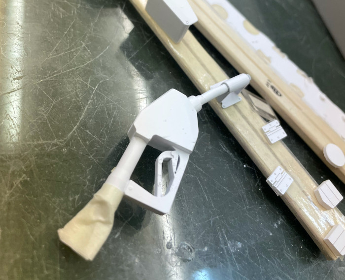 384D5111-2B1B-4E7B-A398-CA249F51A3D4