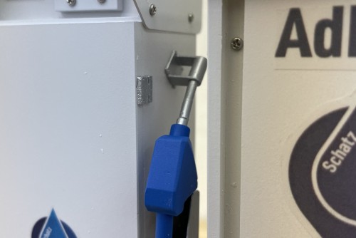 893CDF2B-5181-463D-90ED-416D6C69ECCD