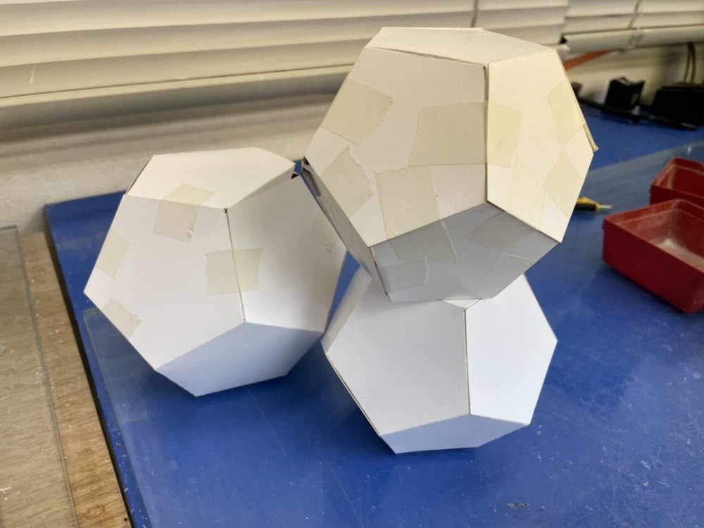 6BDB0DA0-84EF-4F1B-A63E-70964E80C304