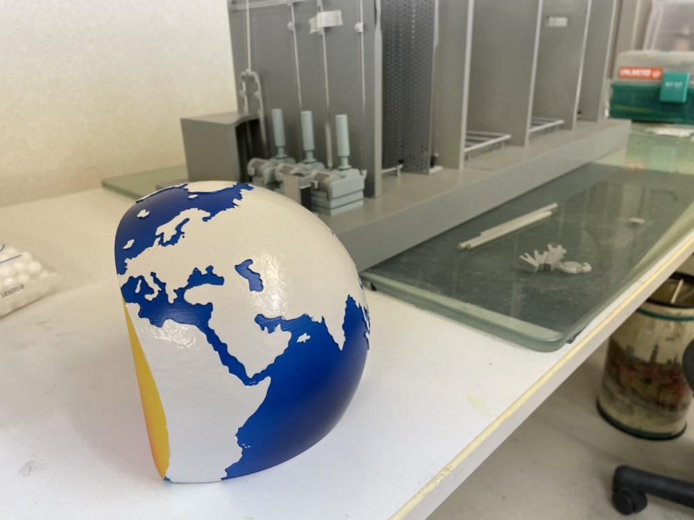 9E341878-E71A-41CB-9460-626CDA7F9791