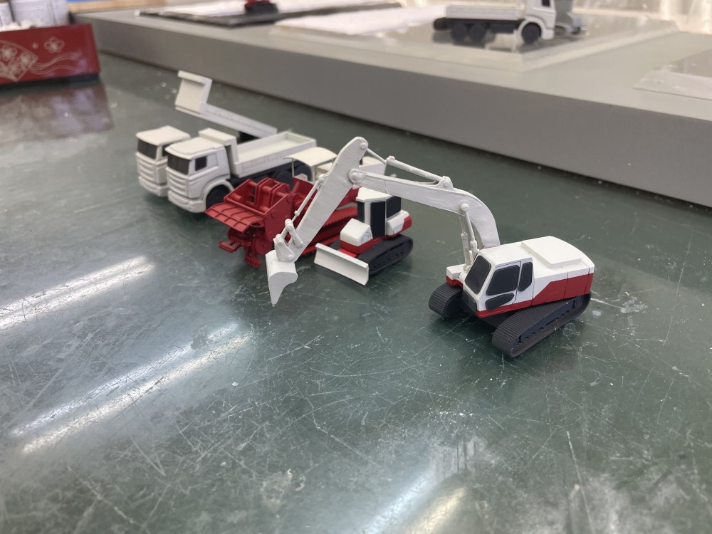 7B13C4A3-A5BE-4225-86AB-F2C12F5DC0B3