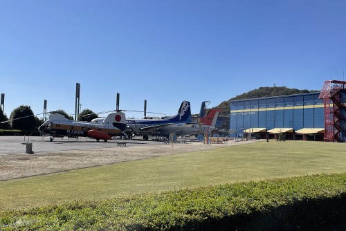 C4B7B348-3569-432C-A4CC-AE76BC7F9ED2