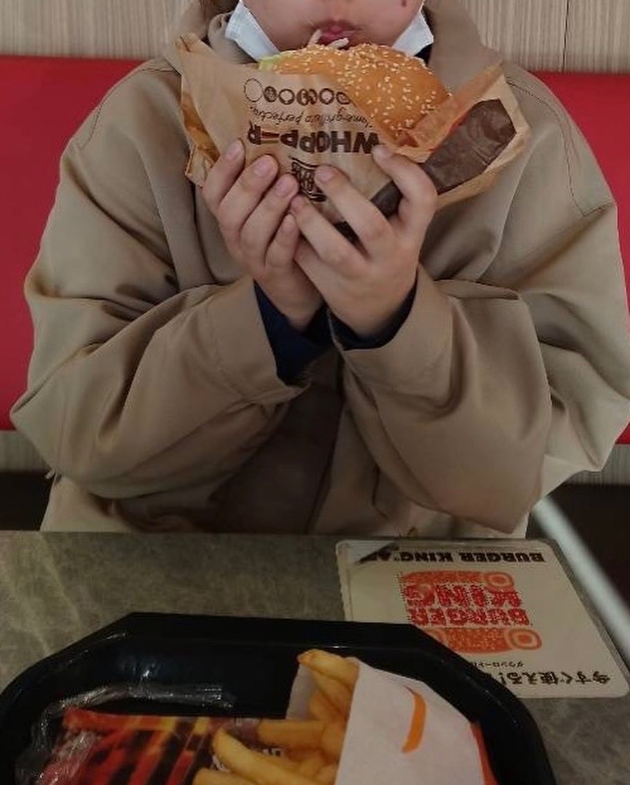 DABC2E7F-80CE-4A11-9559-5388A69ABAB3