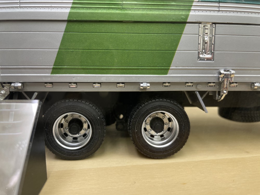 C8F7D4CA-6123-4920-B8B8-74B5B406256F