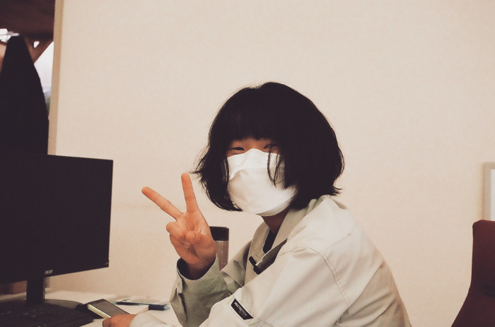 AFF85C9A-1341-4E0F-A6CA-BFD52F13E285