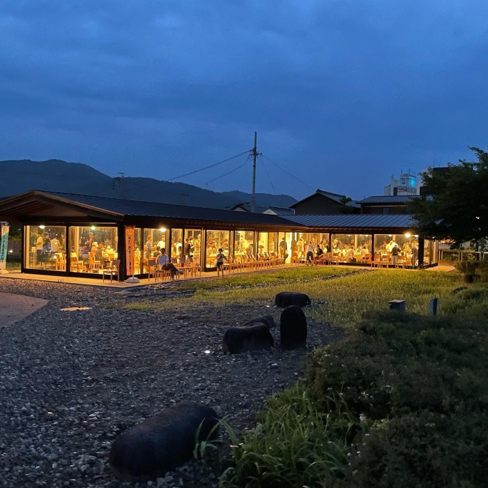 1F48F389-446B-4E71-9D4D-3BF88E819E0A