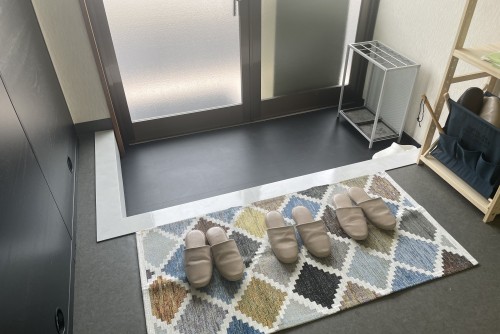 E689F7B6-5996-41DB-A7EF-1C5CF2EE7595