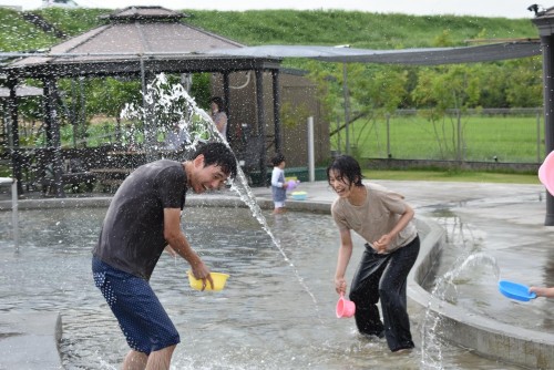 FCE892BF-C4AC-4A1F-9C4F-2F41C3441987