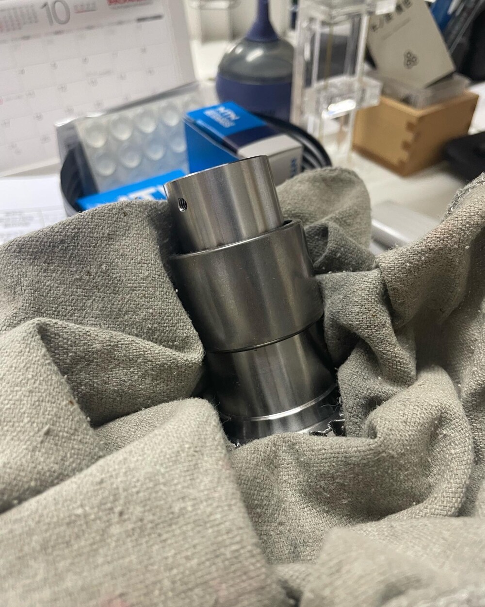 AE6439E2-8233-4F3F-8216-5C00FED64D53