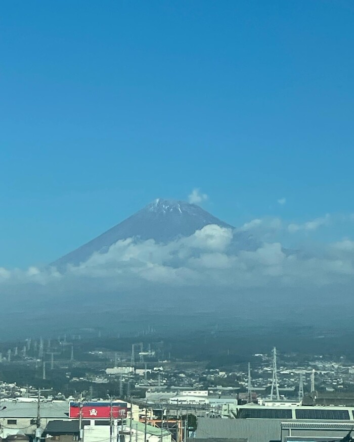 01F692B0-A5F5-435C-8F1A-4E097F887E01