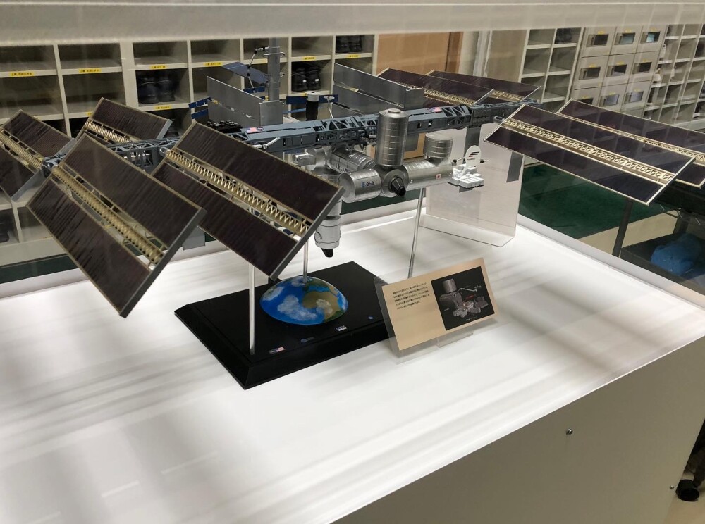 017626D4-F203-41B3-80C8-0F2B9066E7A1