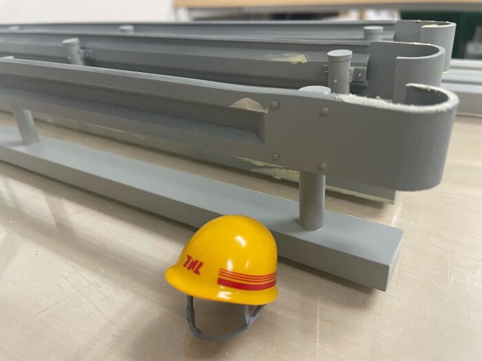 FF8C45E4-A566-40D3-97AB-2304CBD64D3E