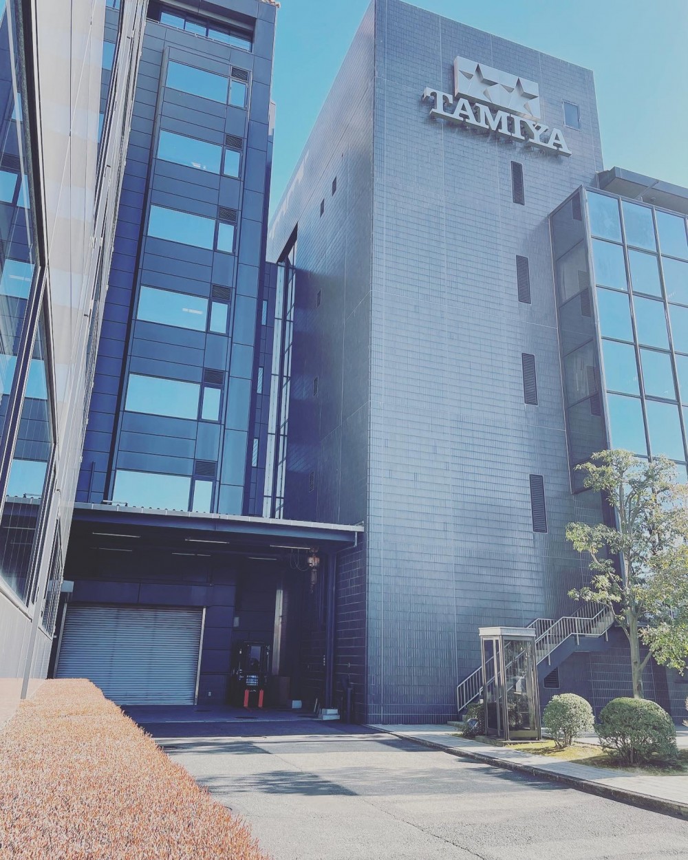 BFB43749-9DD8-431B-9199-AC6B0AF4FEDE