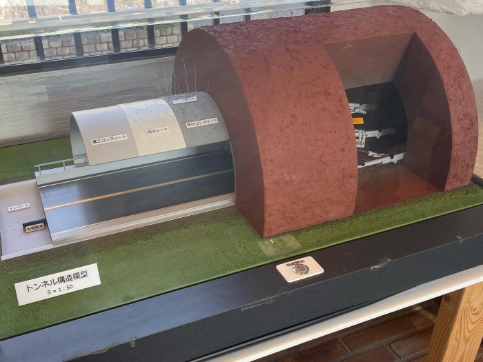 000CC882-5436-495F-8AB8-028659641364