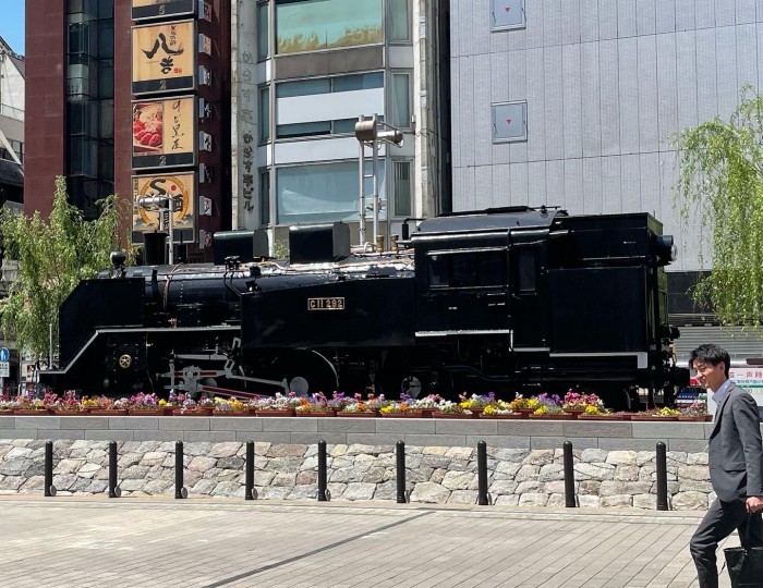 B3E6AECC-E321-4C3D-B572-3B636F8BCD50