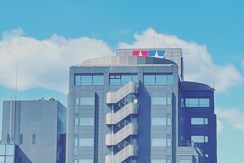 F6FFA41E-7C12-4C92-8779-8777F2A94590