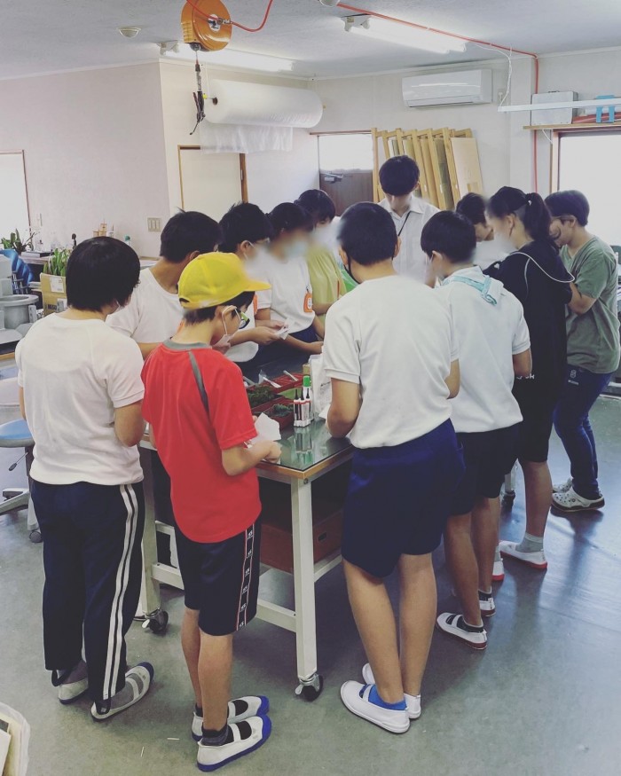 A6C5CA69-A537-48CC-A044-34856517FFDA