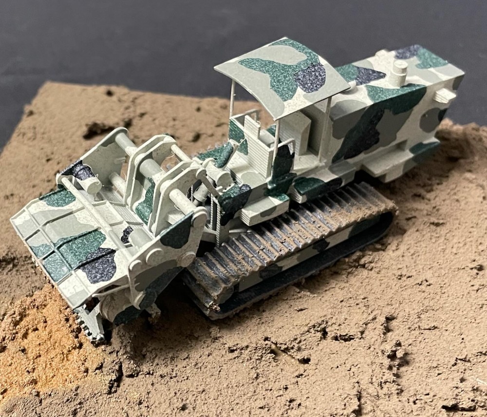 452F0923-4087-400A-9998-8103397AC458