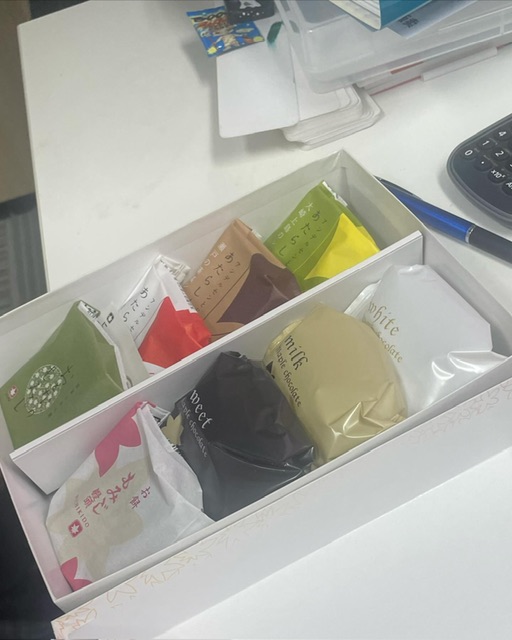 FAAA909D-1321-49F1-8977-4BA428506EE2