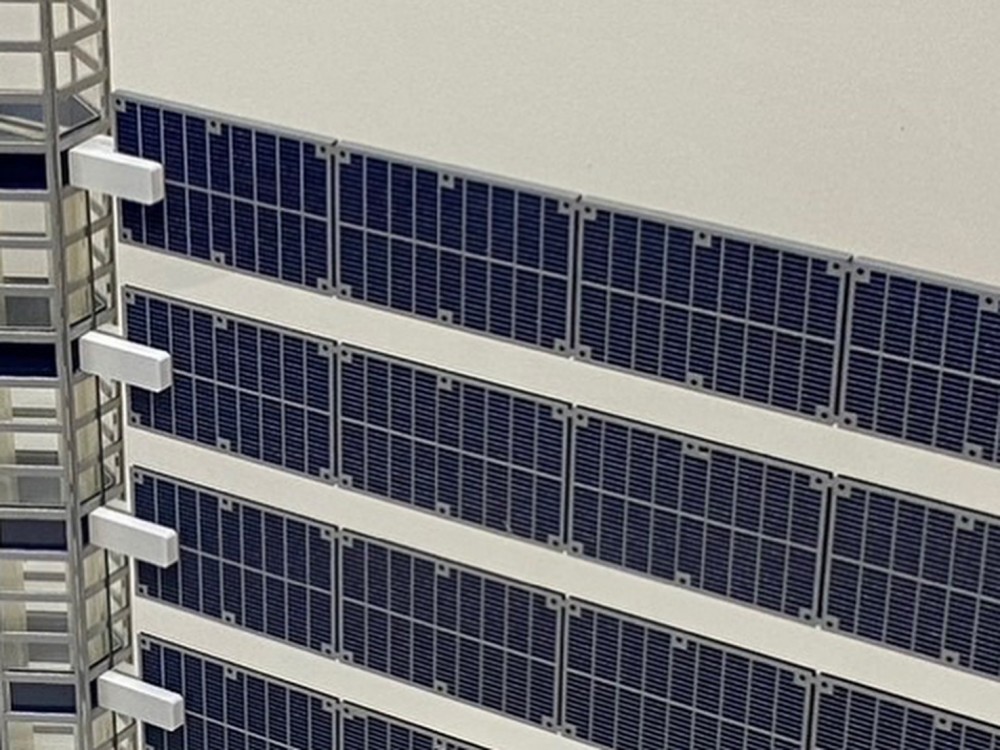 7BB2CEB9-07E1-4F0B-B252-B8163EE8DEDA