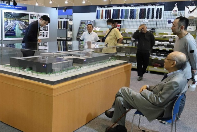 61118DAE-575A-4058-AFBB-AEFB3889F0AD